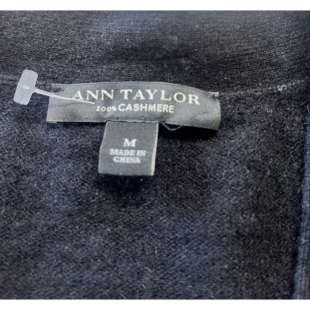 Ann Taylor cashmere cardigan black button front sz Medium - Picture 3 of 3